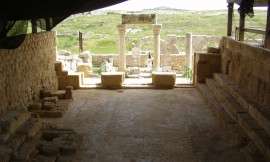 Ancient synagogue in Susya. Photo: Wikipedia